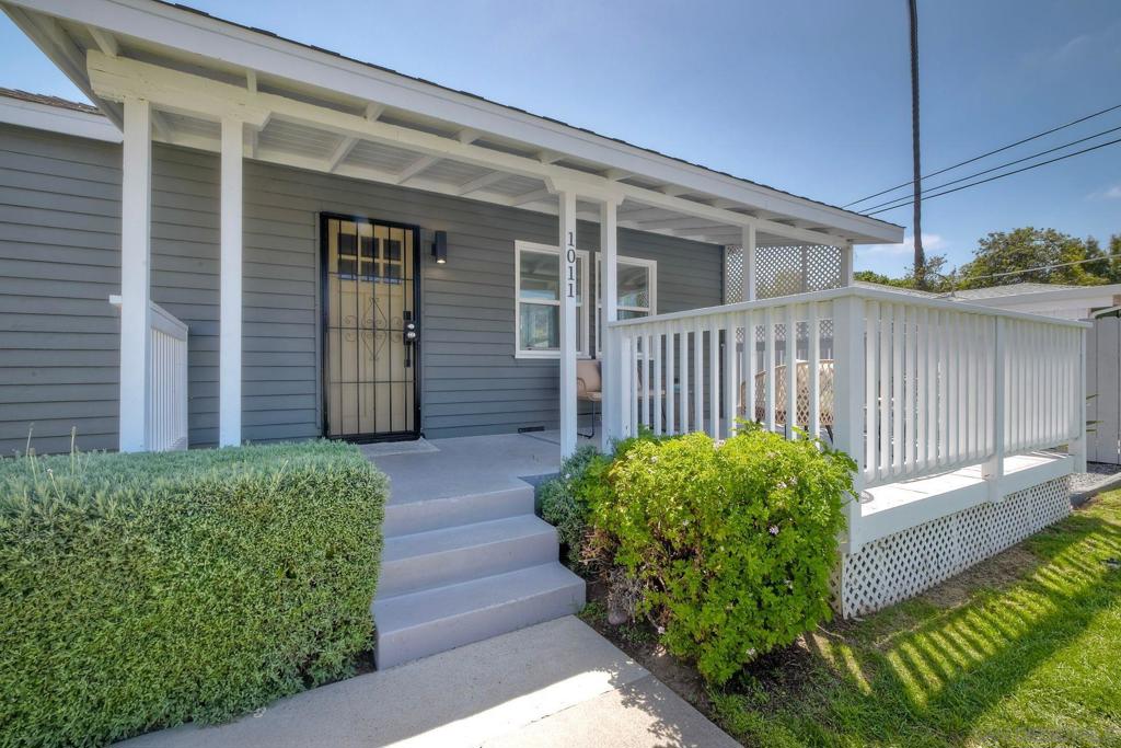 1011 Knowles Ave.
