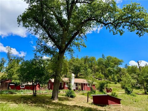 Photo of 5628 E Whitlock Road, Mariposa, CA 95338 (MLS # MP26089260)