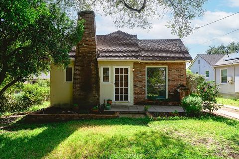 Properties 47 2038 Oakwood Street Pasadena CA 91104