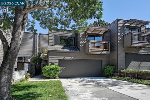 Photo of 557 Monarch Ridge Dr DR, Walnut Creek, CA 94597 (MLS # 41142151)