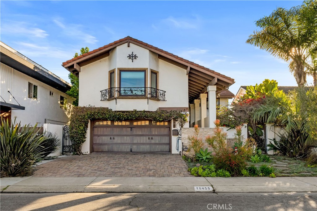 16455 Ladona Circle