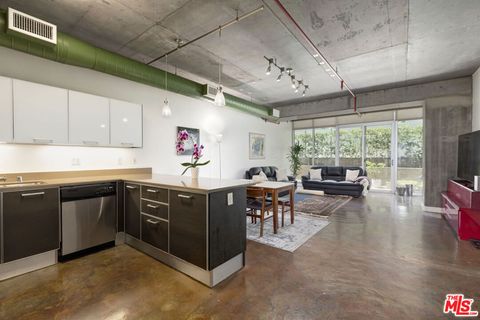 Photo of 645 W 9th Street #240, Los Angeles, CA 90015 (MLS # 26679949)