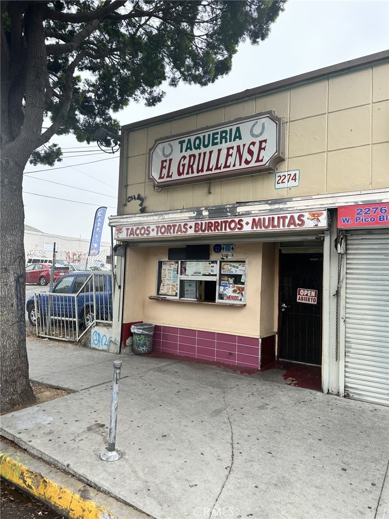**Exciting Business Opportunity!**
Don't miss out on this established Mexican restaurant, serving the community for over 24 years! With the lease expiring in just one year, this is the perfect chance to take over a thriving business.
Listed at $50,000, the sale includes all existing kitchen and restaurant equipment, as well as necessary supplies. The restaurant features four cozy interior tables and a convenient walk-up window, making it ideal for both dine-in and takeout customers.
For more information or to schedule a private tour, please contact the agent today!