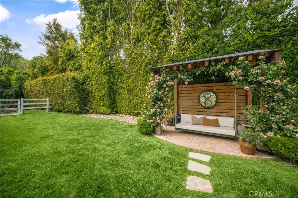 Hidden Hills, California 91302, United States, 5 Bedrooms Bedrooms, ,5 BathroomsBathrooms,Residential,Active,133861