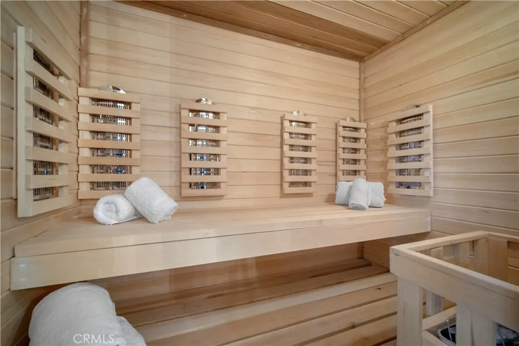 Hidden Hills, California 91302, United States, 5 Bedrooms Bedrooms, ,5 BathroomsBathrooms,Residential,Active,133861