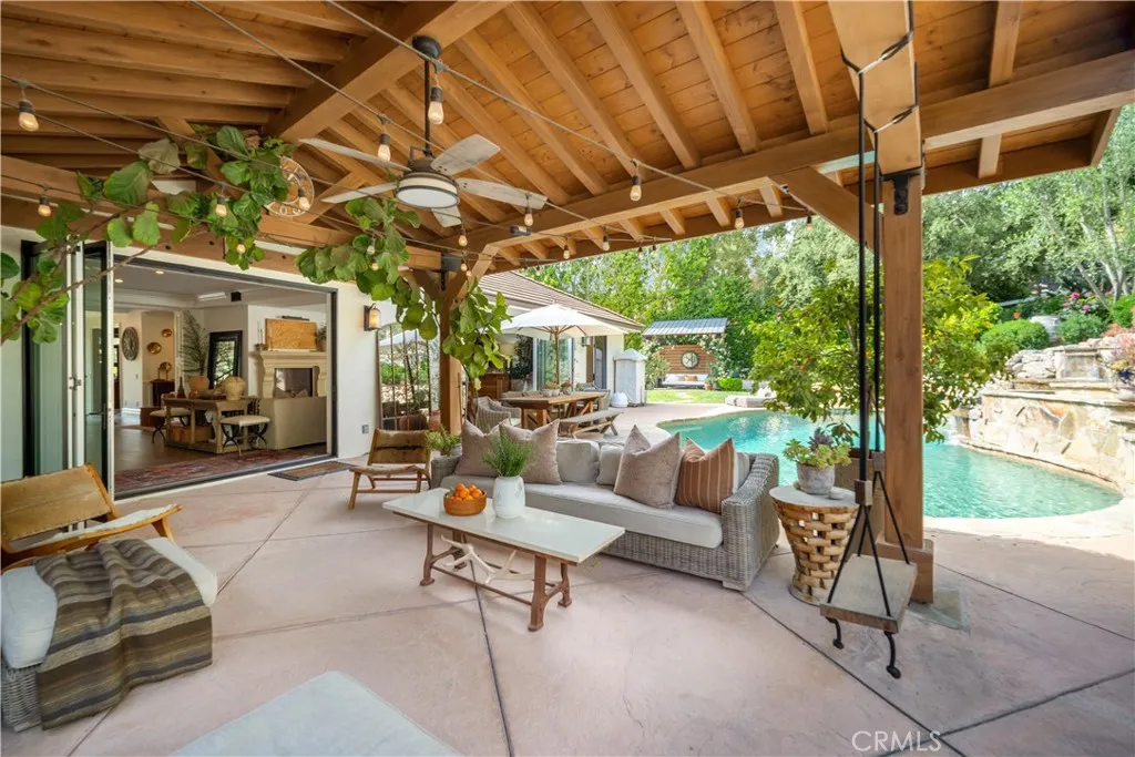 Hidden Hills, California 91302, United States, 5 Bedrooms Bedrooms, ,5 BathroomsBathrooms,Residential,Active,133861