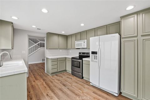 11 Chardonnay 58 Irvine CA 92614