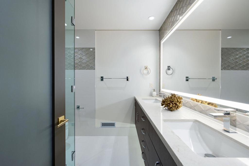 Las Palmas Heights - Residential