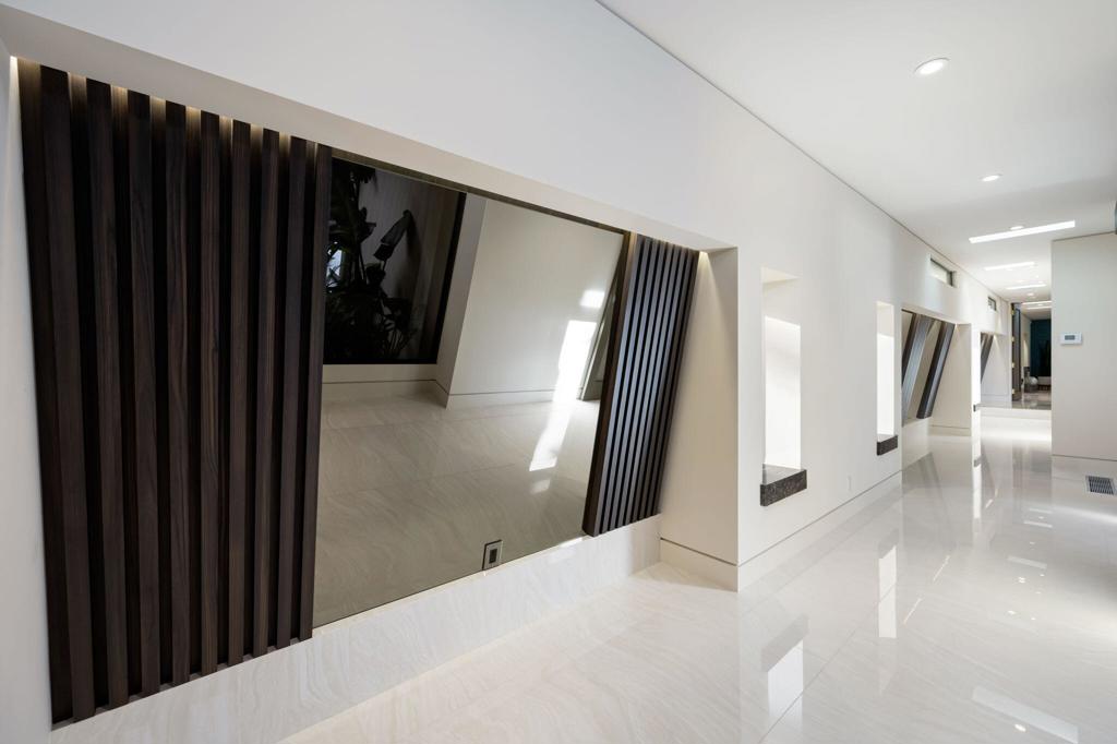 Las Palmas Heights - Residential