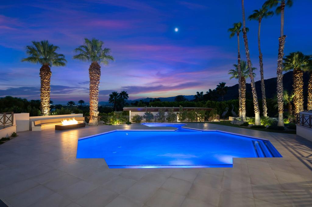 Las Palmas Heights - Residential
