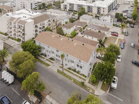 Photo of 3727 Selby Avenue #B, Los Angeles, CA 90034 (MLS # GD25235621) Photo of 3727 Selby Avenue #B, Los Angeles, CA 90034 (MLS # GD25235621)