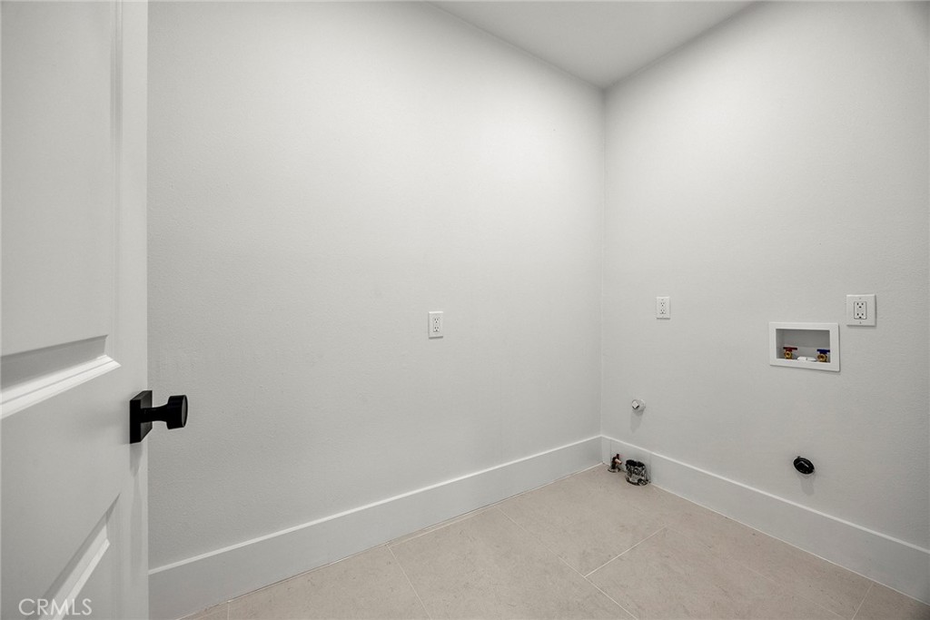 Raymond Hills - Residential