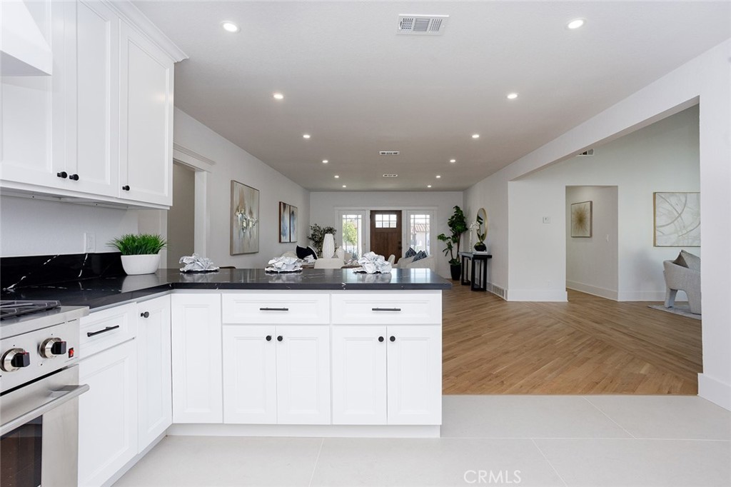 Raymond Hills - Residential