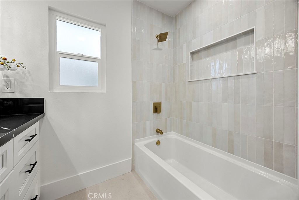 Raymond Hills - Residential