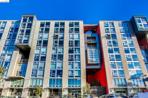 Photo of 311 Oak St, Oakland, CA 94607 (MLS # 41150839)