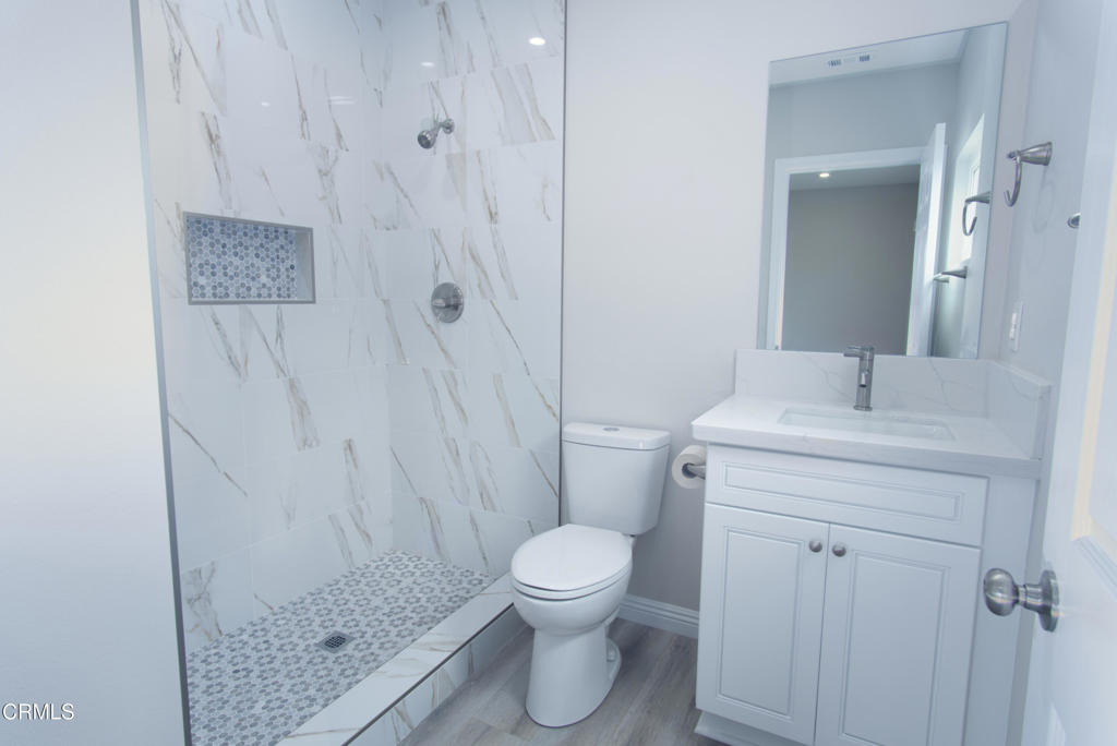 La Colonia - 0318 - Residential Lease