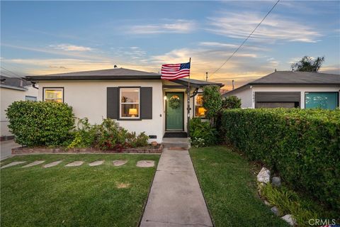 Photo of 1540 W 215th Street, Torrance, CA 90501 (MLS # SB26159642)