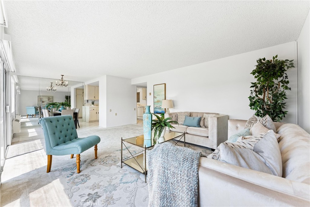3271 San Amadeo P