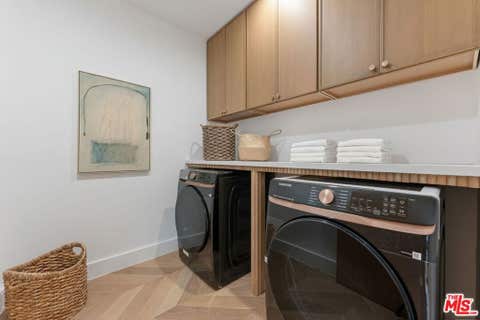 Tiny photo for 1706 Abbot Kinney Boulevard, Venice, CA 90291 (MLS # 26842943)