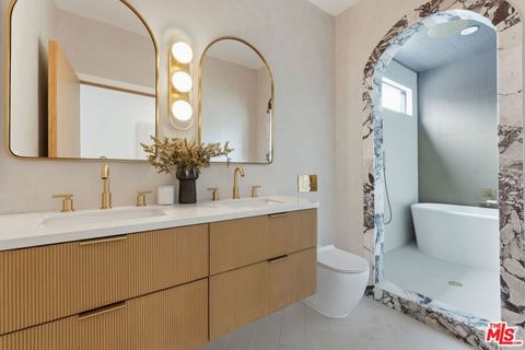 Tiny photo for 1706 Abbot Kinney Boulevard, Venice, CA 90291 (MLS # 26842943)