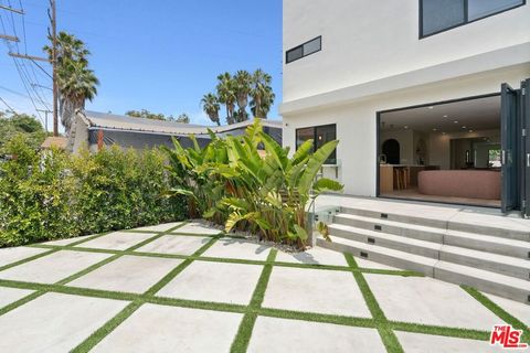 Tiny photo for 1706 Abbot Kinney Boulevard, Venice, CA 90291 (MLS # 26842943)