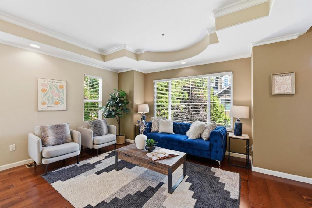 2222 Raspberry Lane