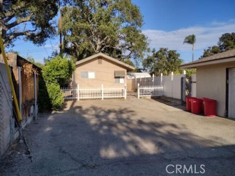 Photo of 947 E Cypress Avenue, Glendora, CA 91741 (MLS # CV26042870)