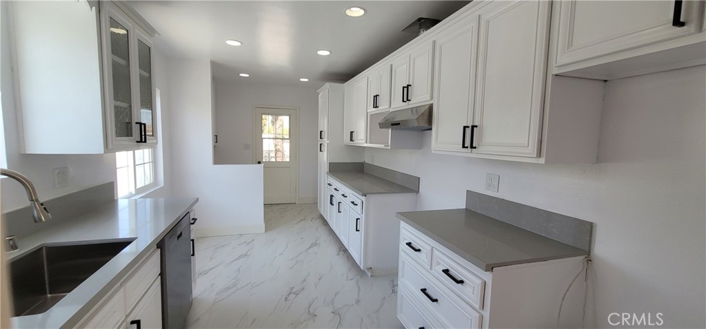 Properties 3 22010 Juan Avenue