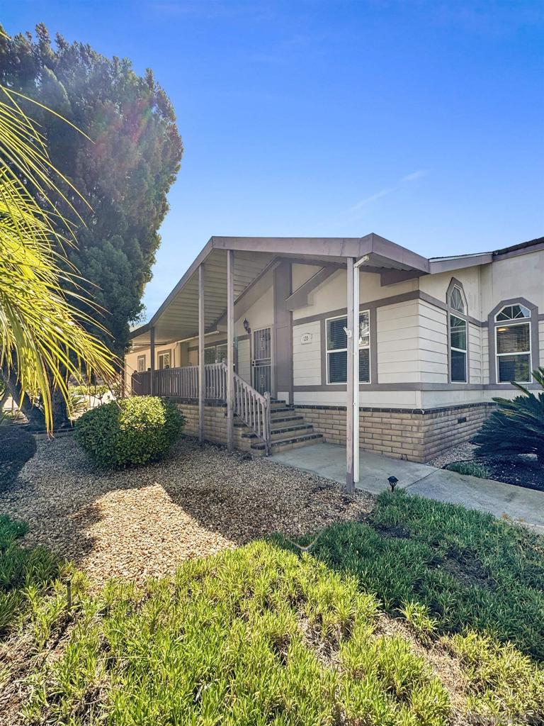 8975 Lawrence Welk Dr 135