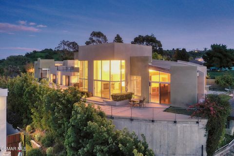 Photo of 3681 Alomar Drive, Sherman Oaks, CA 91423 (MLS # 226001530)