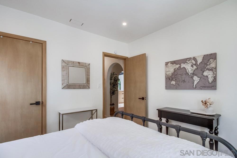 Pacific Beach - Residential Lease