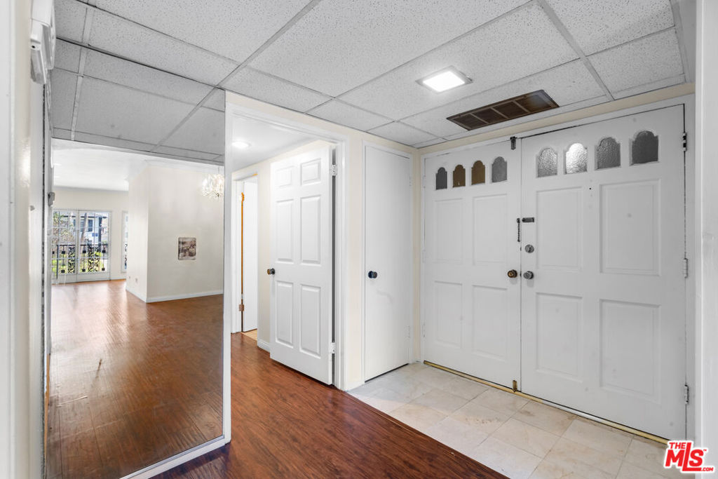 822 S Windsor Boulevard 102