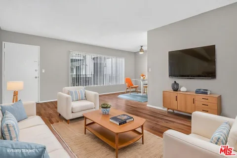 MLS: 26991695