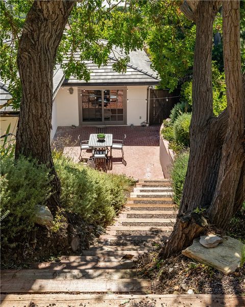 Tiny photo for 2412 Via Carrillo, Palos Verdes Estates, CA 90274 (MLS # PV26049725)