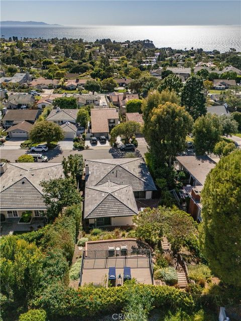 Tiny photo for 2412 Via Carrillo, Palos Verdes Estates, CA 90274 (MLS # PV26049725)