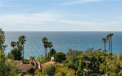 Tiny photo for 2412 Via Carrillo, Palos Verdes Estates, CA 90274 (MLS # PV26049725)