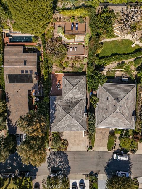 Tiny photo for 2412 Via Carrillo, Palos Verdes Estates, CA 90274 (MLS # PV26049725)