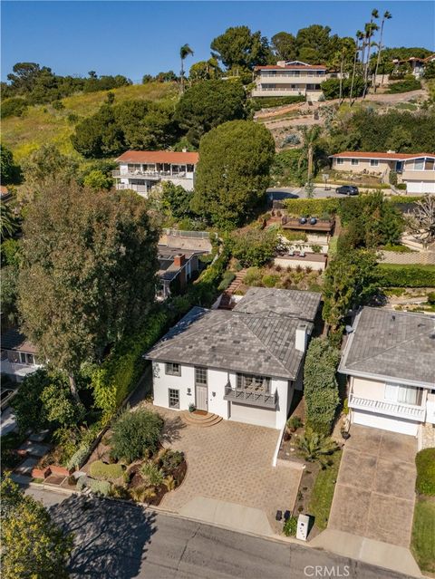 Tiny photo for 2412 Via Carrillo, Palos Verdes Estates, CA 90274 (MLS # PV26049725)