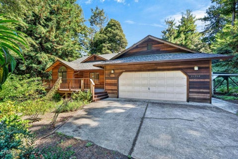 Photo of 32268 Forest Lane, Fort Bragg, CA 95437 (MLS # C1-11527)