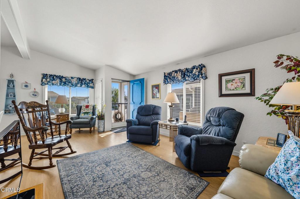 975 W Telegraph Road 34