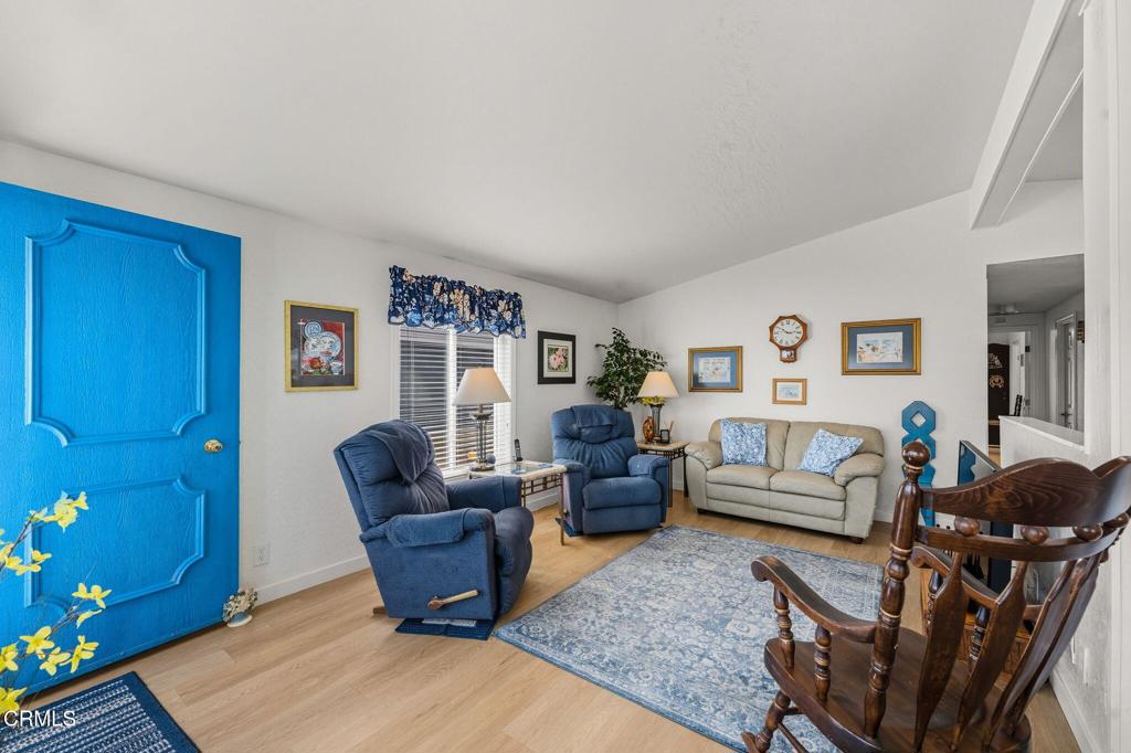 975 W Telegraph Road 34