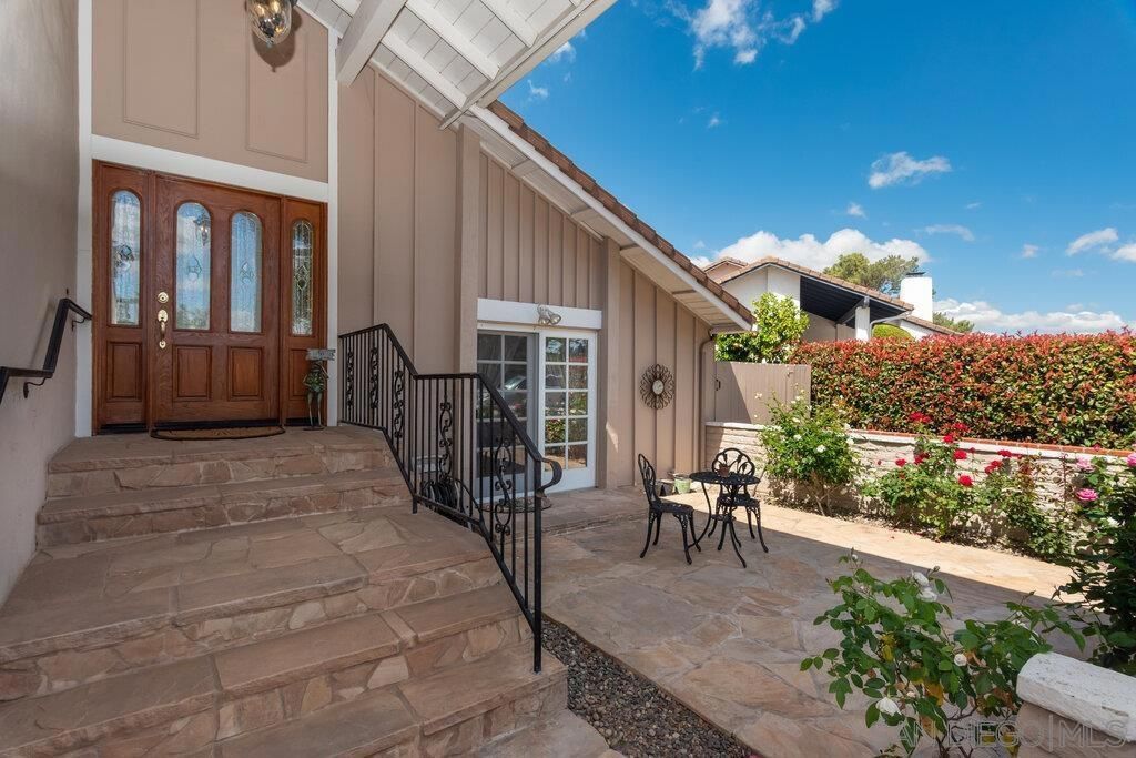 Photo of 12421 Greens East Rd Rd, San Diego, CA 92128 (MLS # 260009110SD)