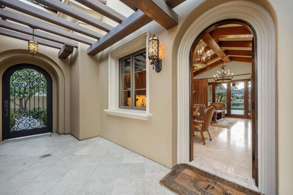 The Hideaway - Residential