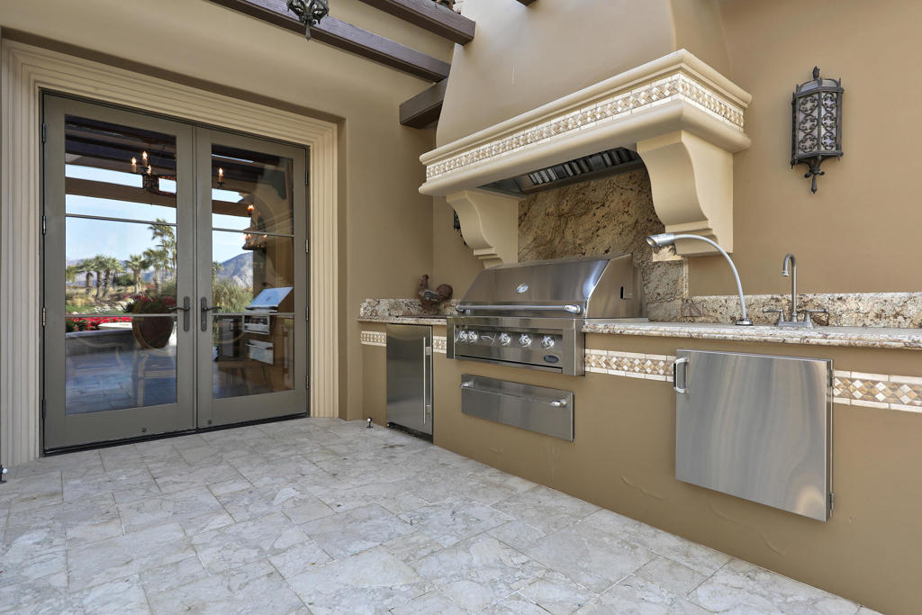 The Hideaway - Residential