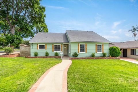 Photo of 8102 Elden Avenue, Whittier, CA 90605 (MLS # DW25223616) Photo of 8102 Elden Avenue, Whittier, CA 90605 (MLS # DW25223616)