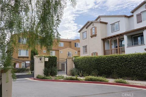 Photo of 22919 Mariposa Avenue #810, Torrance, CA 90502 (MLS # SB26161773)