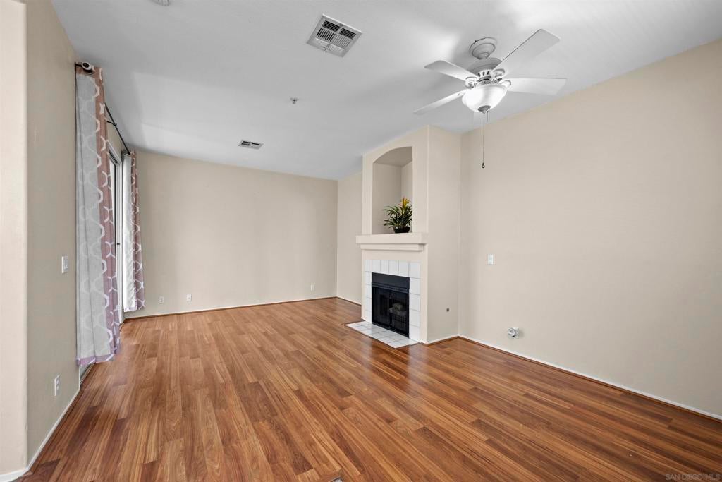 11454 Via Rancho San Diego 208