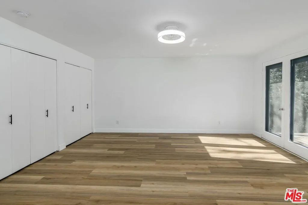 Studio City, California 91604, United States, 4 Bedrooms Bedrooms, ,4 BathroomsBathrooms,Residential,Active,221559