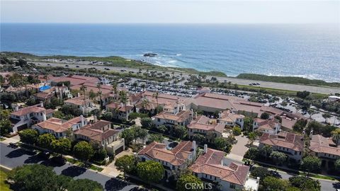 28 Surfspray Blf Newport Coast CA 92657