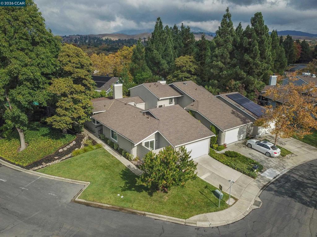 2124 Oneida Cir